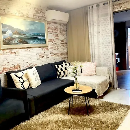 With Terrace And Pool, Cristianos Apartamento