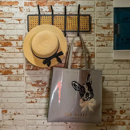 With Terrace And Pool, Cristianos Apartamento