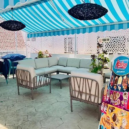 Апартаменты With Terrace And Pool, Cristianos Лос Кристианос