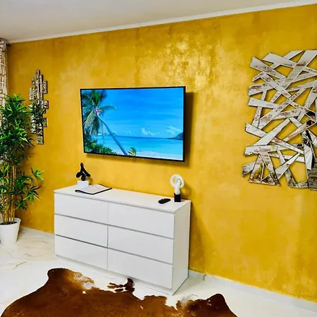 Apartment With Terrace And Pool, Cristianos Los Cristianos (Tenerife)