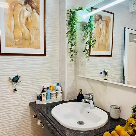 Appartement With Terrace And Pool, Cristianos