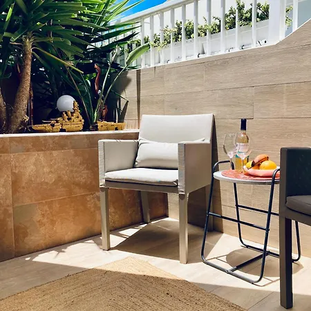 Apartment With Terrace And Pool, Cristianos Los Cristianos (Tenerife)