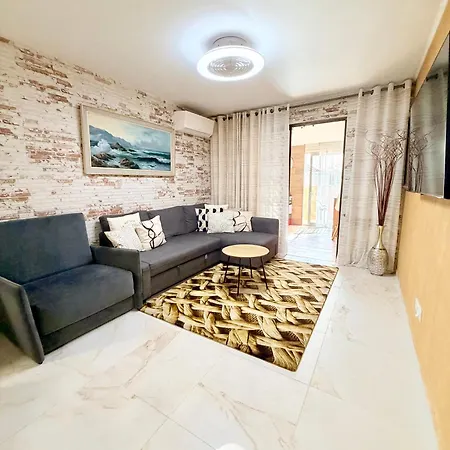 With Terrace And Pool, Cristianos * Лос Кристианос