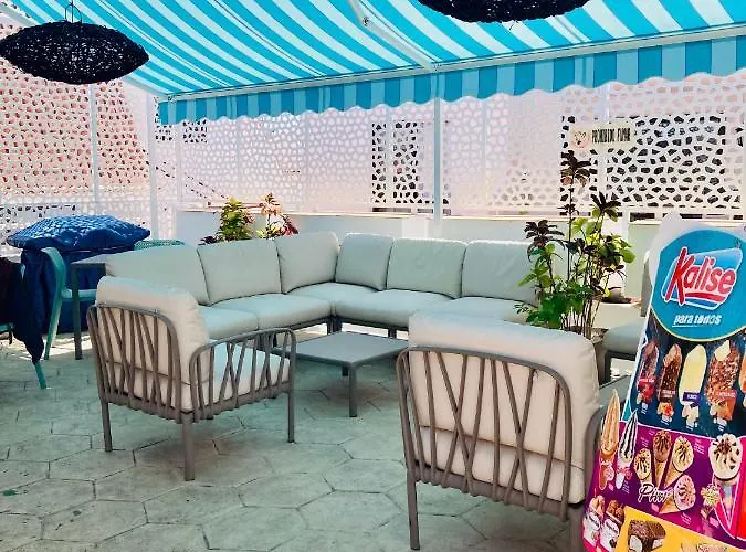Apartamento With Terrace And Pool, Cristianos Los Cristianos (Tenerife)