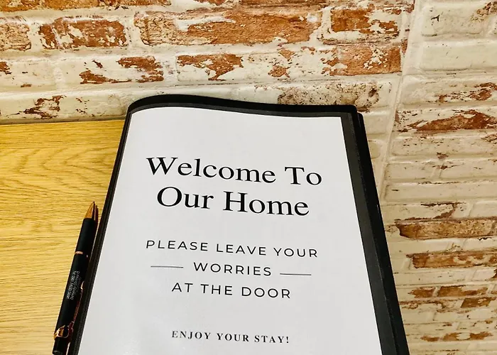 With Terrace And Pool, Cristianos شقة لوس كريستيانوس